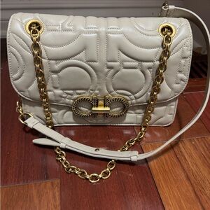 Elegant Cream Quilted Shoulder Bag Salvatore ferragamo